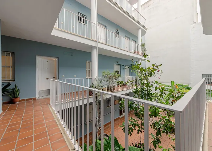 ISG Apartments Bécquer Free Parking inside the building