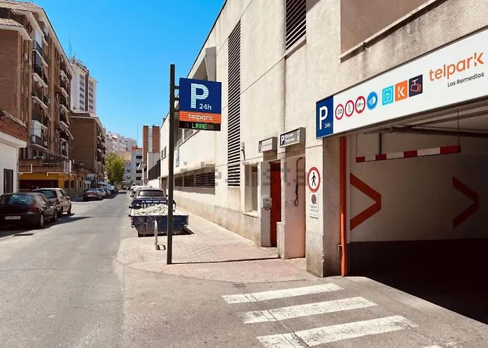 Perfect Getaway In Triana - 15M Walk Giralda