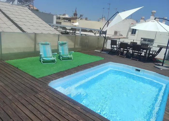 Habitación y baño en planta independiente en centro de sevilla
