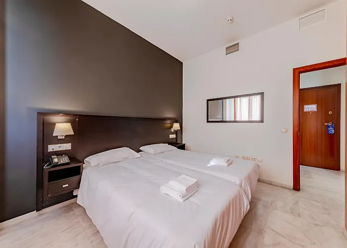 Sevillahome-Apartamento Complejo Piscina Parking, Espanha