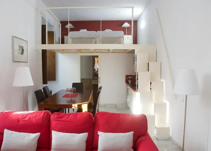 Life Apartments Quintana Sevilla, España