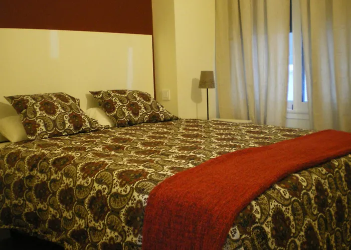 Apartamentos Murallas De Sevilla, Spain
