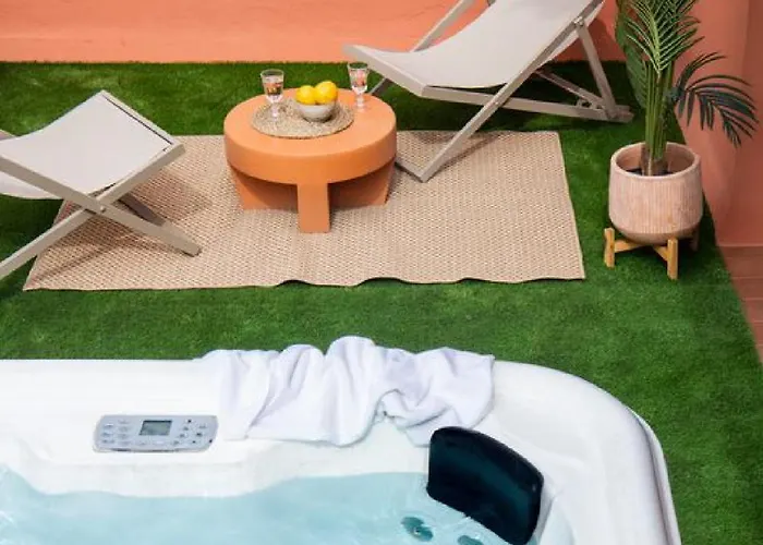 Suites Maestranza Santas Patronas - Penthouse With Jacuzzi And Parking Sevilla, España