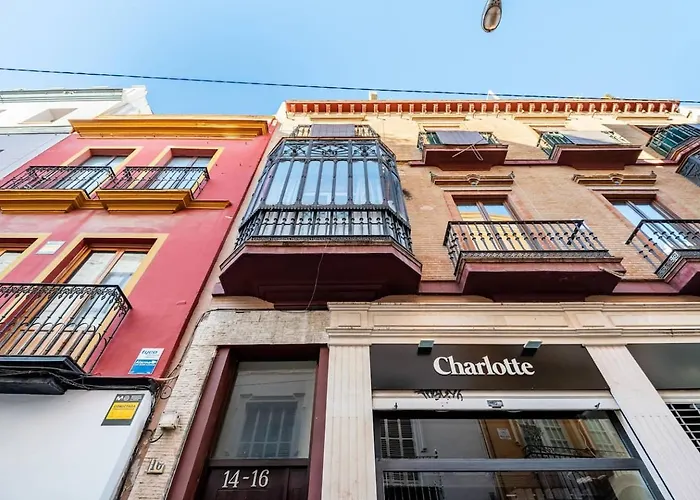 One&Lux Sierpes, Bright & Classy Central Apartment Siviglia, Spagna