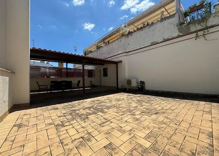 Ático con terraza privada cerca de la catedral