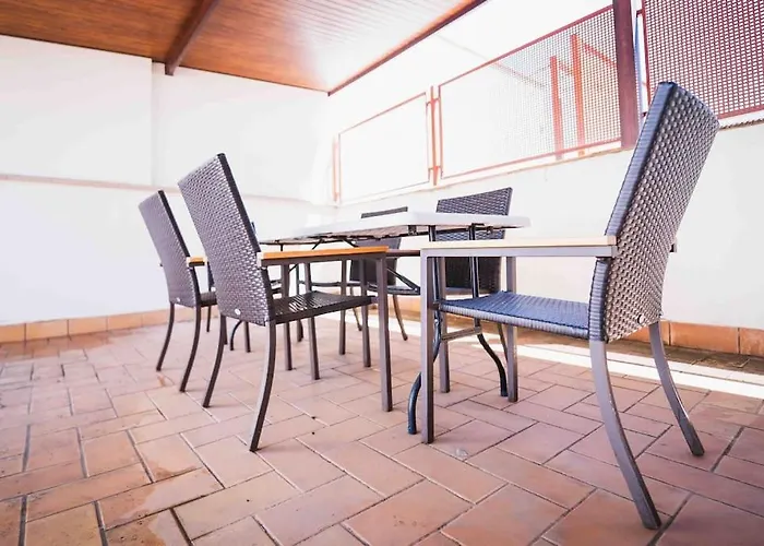 Appartamento Ático con terraza privada cerca de la catedral Siviglia, Spagna