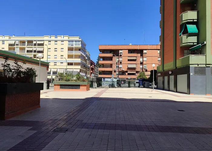 Sevilla Industrial Flat, España