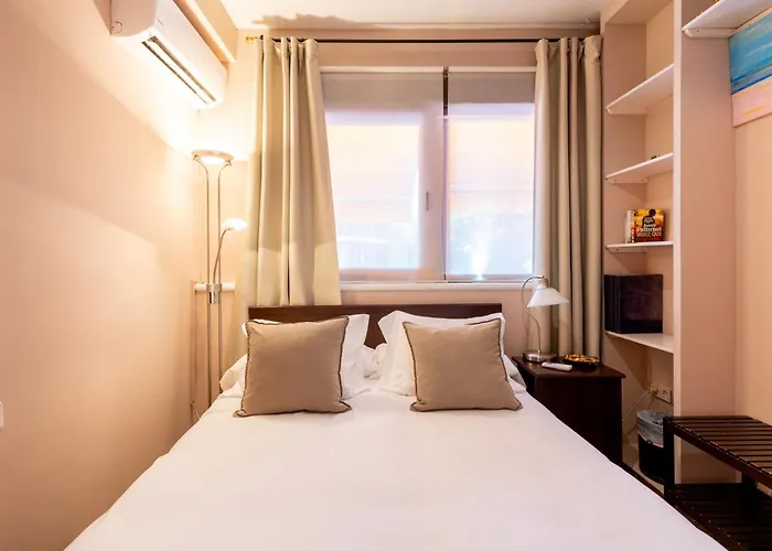 Penthouse!!! Center Of Seville!!! 2 Bedroom + 2 Bath!!!, Spain