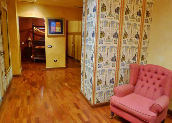 Plaza San Francisco luxury apt Sevilla, España