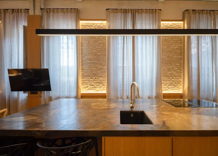 Eclat - City Center - Avenue Luxury Apartment - Private Free Parking Sevilla, Spanien
