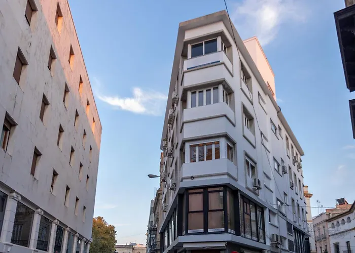 Plaza Nueva Deluxe Suite by Valcambre