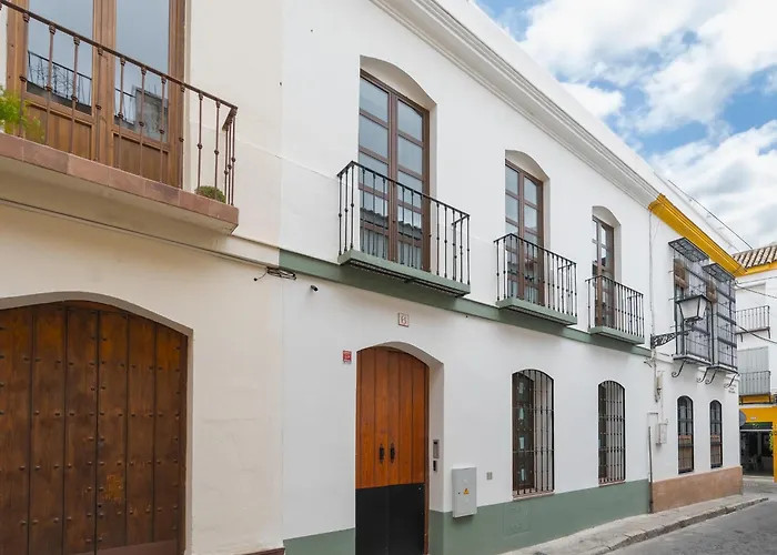 Anfitrión Triana