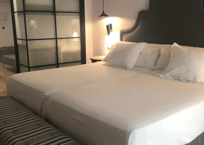 Suites Hom Sevilla, Espanha