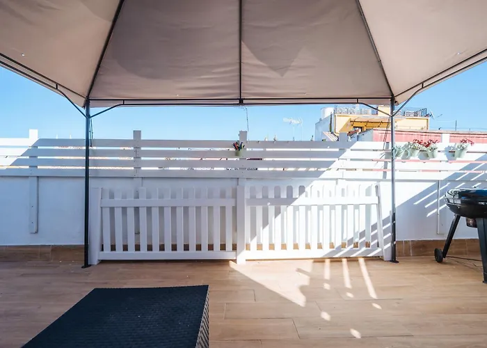 Homeyseville-Lovely Duplex At Santa Cruz 10 Pax, Parking Optional, España