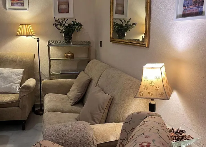 Con Encanto Muy Céntrico En Pilatos Sevilla Ideal Para Pareja