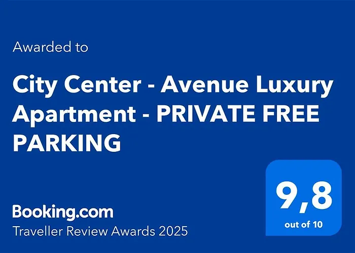 ÉCLAT - City Center - Avenue Luxury Apartment - PRIVATE FREE PARKING Siviglia, Spagna