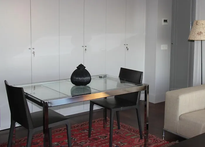 Spacious With Views Of Plaza De Espana & Maria Luisa Park