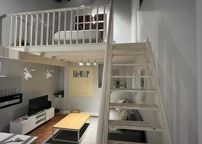 Apartamento Impresionante Duplex a 5 minutos de la Catedral y de La Plaza de la Maestranza Sevilla, España