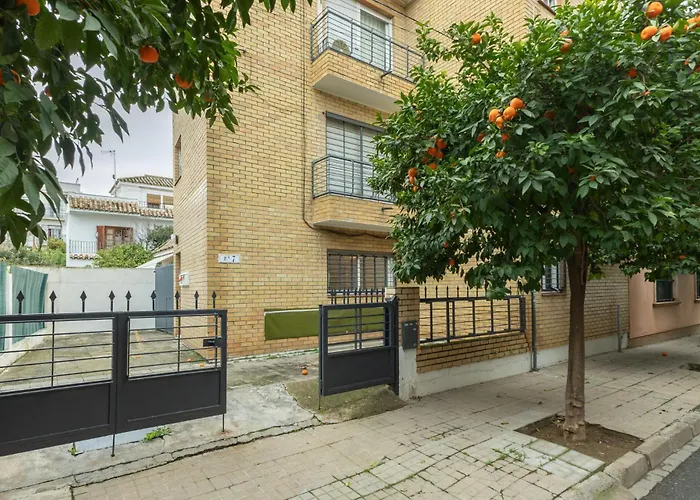 Charming Apartment with private patio at Plaza de España by OCityzen