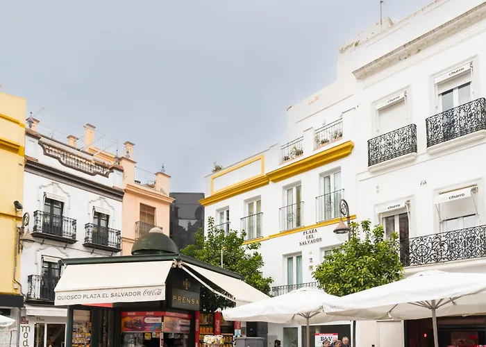 Fantastico Plaza Del Salvador