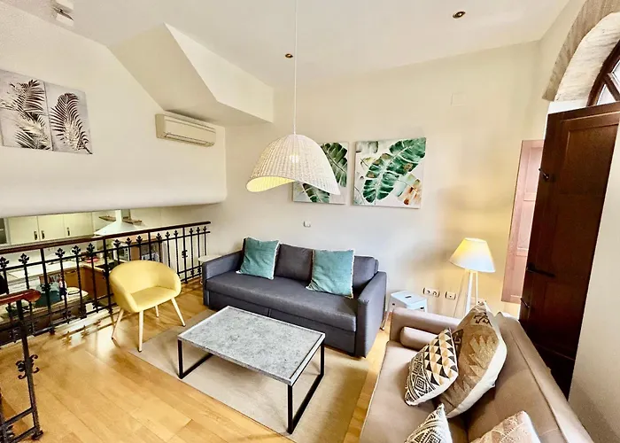 Charming 2 Bedroom Apartament With Free Parking -Under Previus Request- At Sevilla City Center By Ocytizen