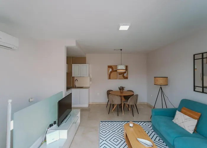 Apto. con terraza privada centro Sevilla, España