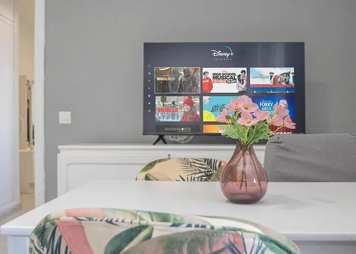 Apartamento Perfect Getaway In Triana - 15M Walk Giralda Sevilla, España