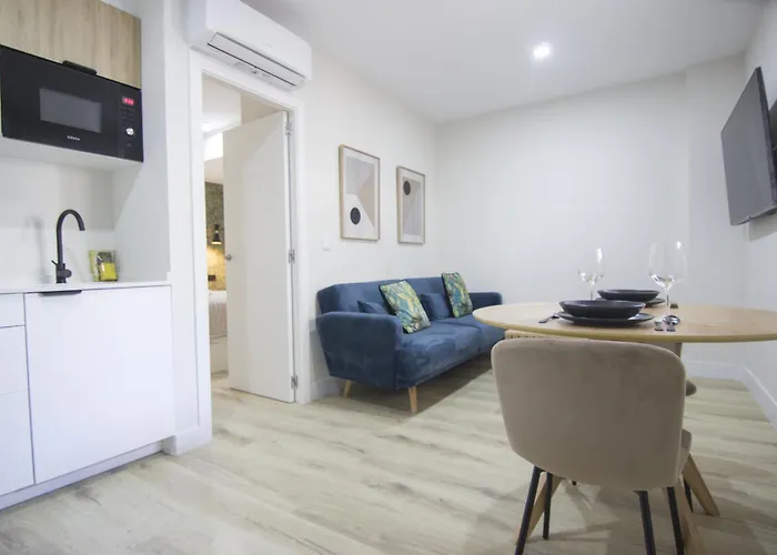 Rental Avenida De La Borbolla I