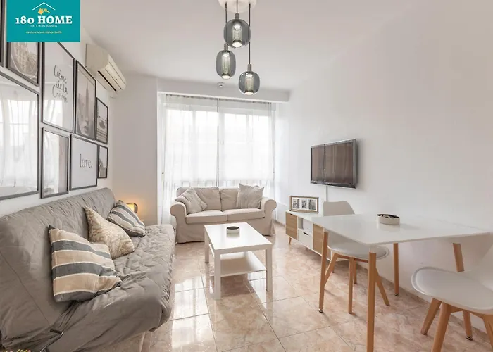 180Home Glamuroso Apartamento En Triana