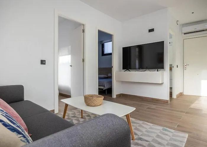 Nervión Suites 2 - Vacacional Sevilla, España
