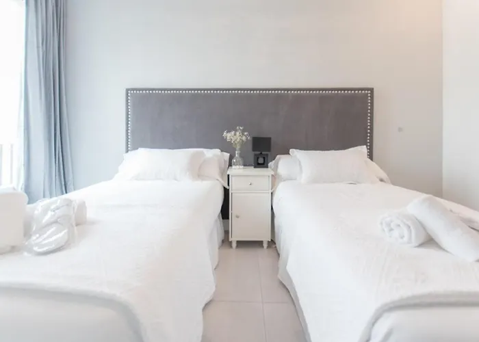 Spacious Elegant 3Br In The Center Of Seville, Spain