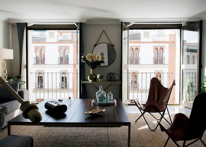 Impressive Apartment Next To The Cathedral