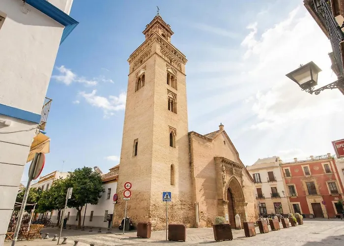 Lovely Apt In The City Center - 15M Walk Giralda Siviglia, Spagna
