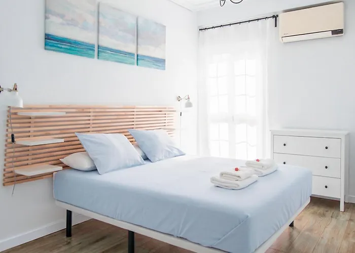 Triana Riverside&Home Cinema