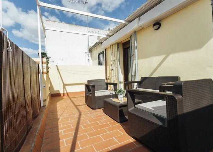 Spectacular Penthouse With Views 2Bd1Bth