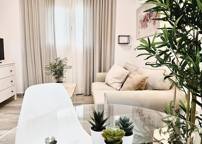 Cosy Close To City Center