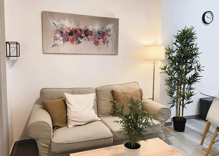Cosy Close To City Center