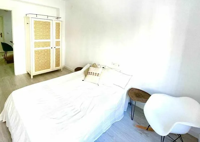 Elegante 6-8pax AV Palmera 3D 2B