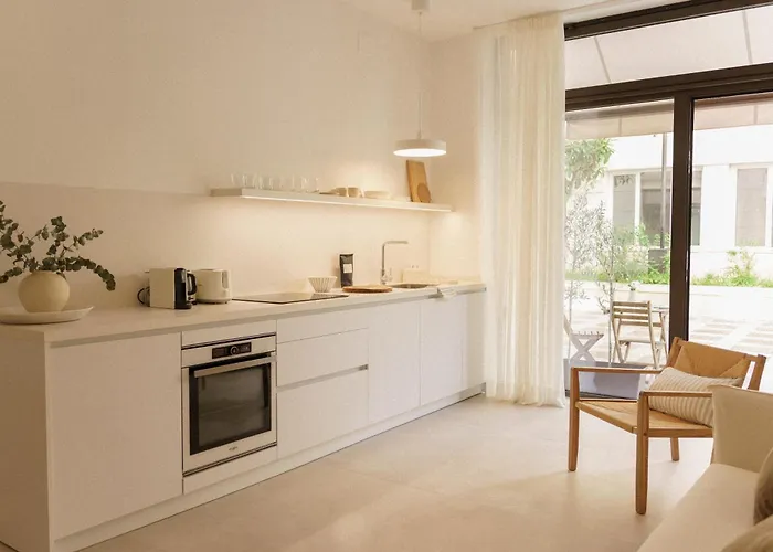 Hn Riverside Studio
