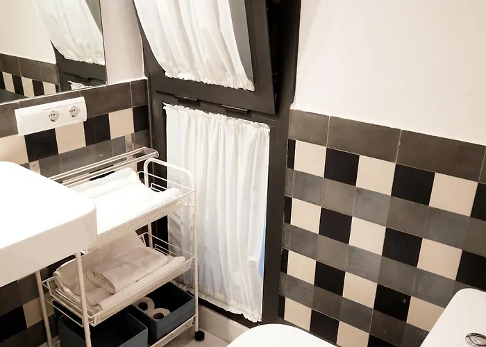 Sevilla Home Center, Spagna