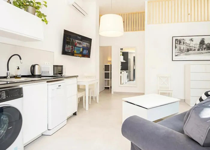 Luxury And Sunny 2Br Apartment Premium Spot Sevilla, España