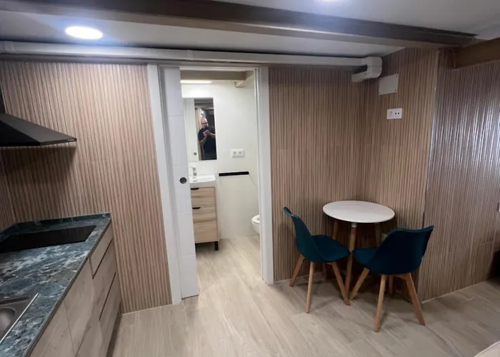 APARTAMENTOS EN ALAMEDA DE HERCULES SEVILLa, España