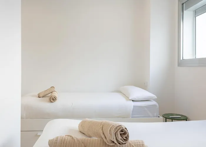 Tentudia Apartments With Private Roof-Top Or Patio And Free Underground Parking Via Car Lift -Small Medium- Car By Ocityzen Seville, Spain