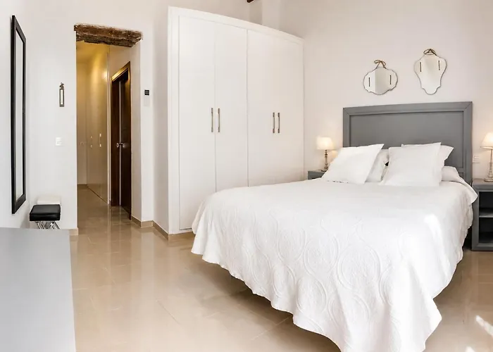 Apartamentos Plaza Nueva Siviglia, Spagna