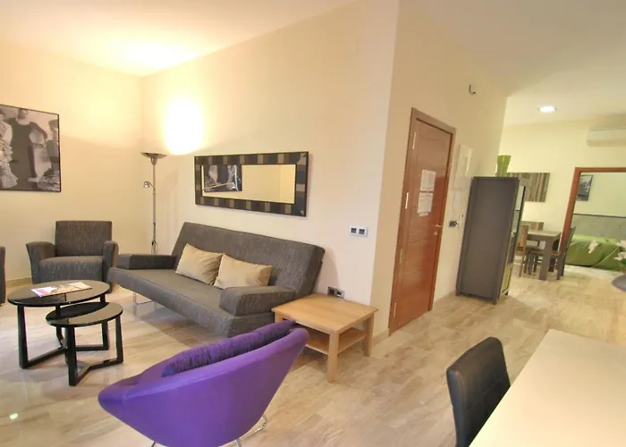 Apartamentos Living Sevilla Centro Maestranza, Spain