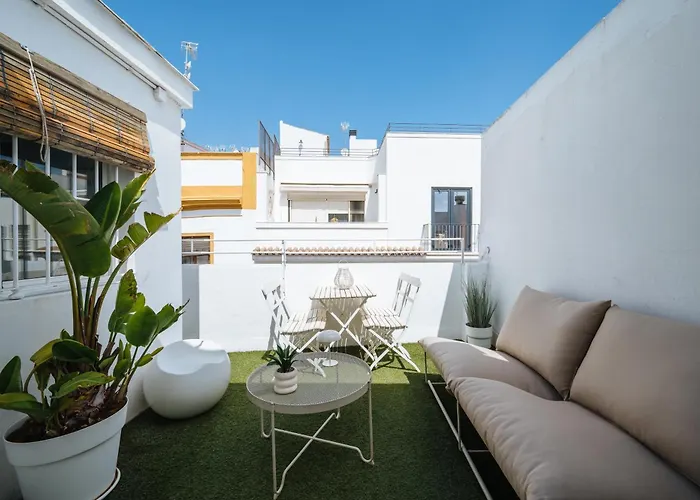 Carretería Penthouse, by Homing U