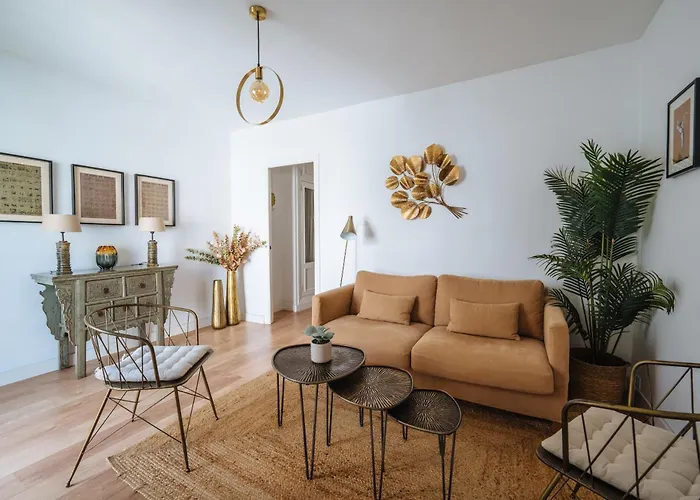 Carretería Penthouse, by Homing U
