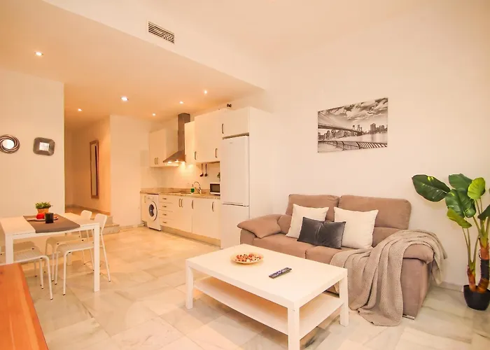 Lovely Apt In The City Center - 15M Walk Giralda