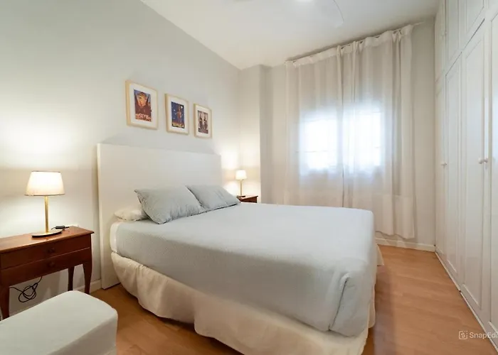 2 Bedroom By Guadalquivir River
