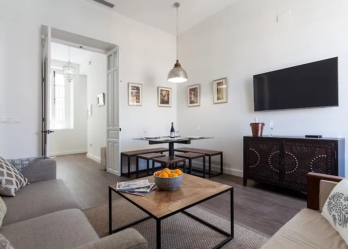 Stunning Boutique - Space Maison Apartments Sevilla, España